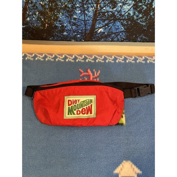 Vintage Diet‎ Mountain Few Fanny Pack Red - Picture 1 of 4